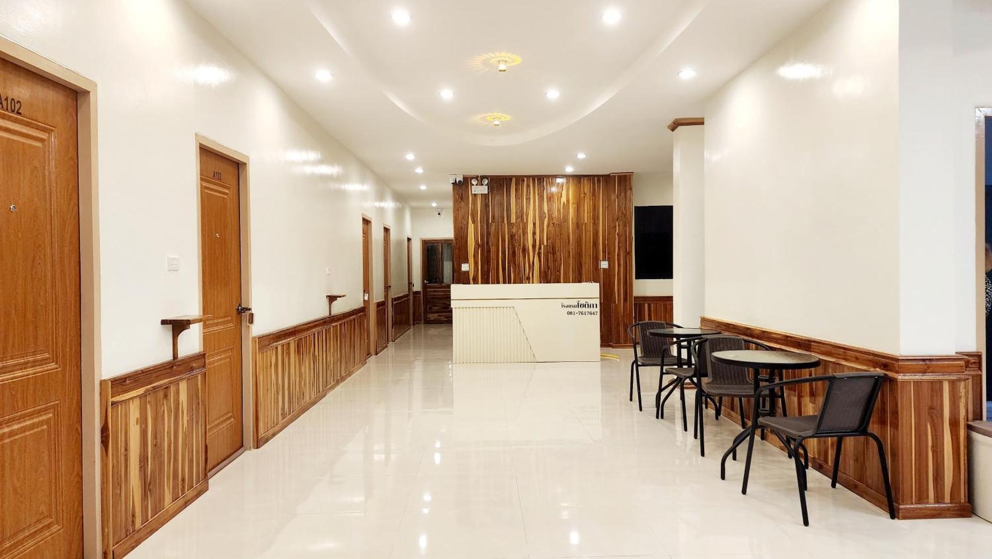 Chotika Hotel โรงแรมโชติกา ณ เชียงคาน Екстериор снимка