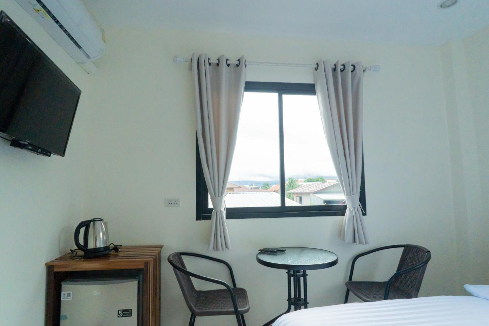 Chotika Hotel โรงแรมโชติกา ณ เชียงคาน Екстериор снимка